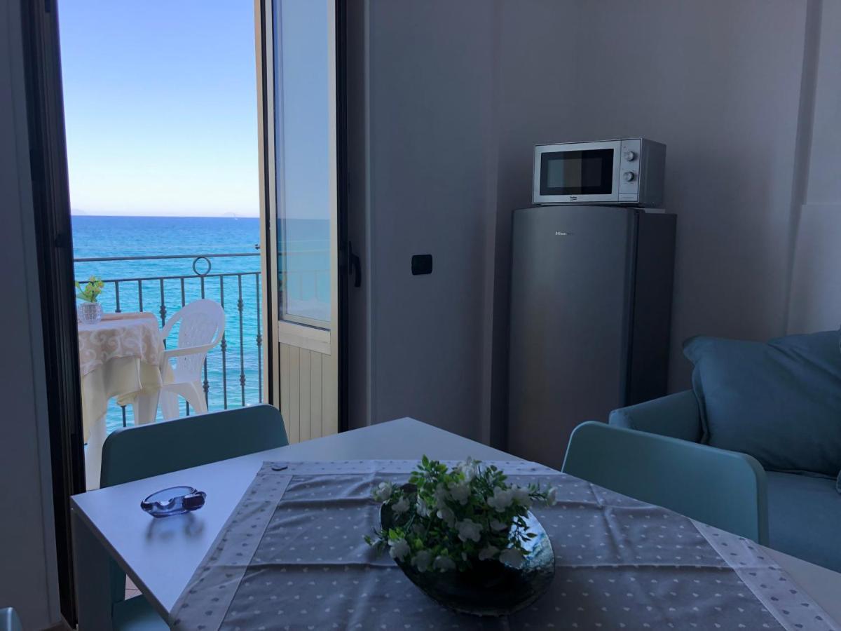 La Casa Sulla Scogliera Lägenhet Cefalù Exteriör bild
