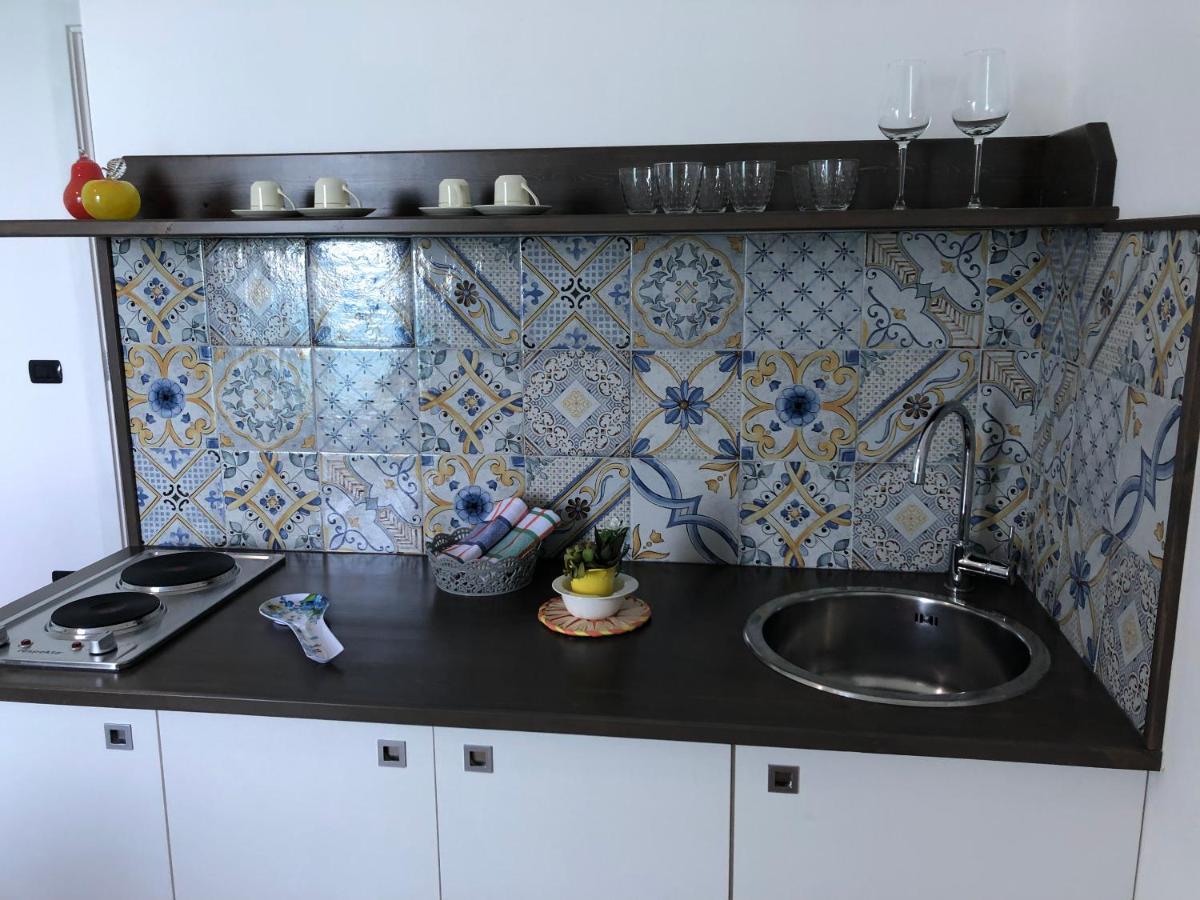 La Casa Sulla Scogliera Lägenhet Cefalù Exteriör bild
